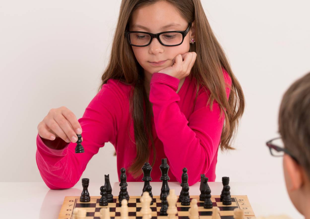 Mastering the Board: Tips and Strategies from the Signature Chess Club